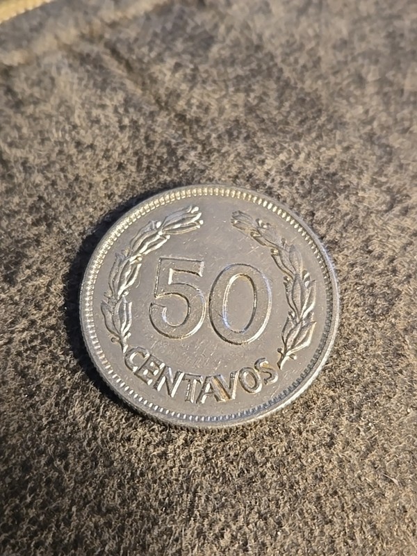 1974 Ecuador 50 Centavos Coin