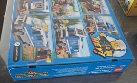 Lego 4441 - CITY Police Dog Van Factory Sealed RETIRED