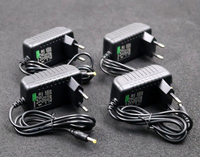 4x AC/DC Netzteil Adapter RY-1220 Input: 100-240VAC 50-60Hz Output 12VDC 2A