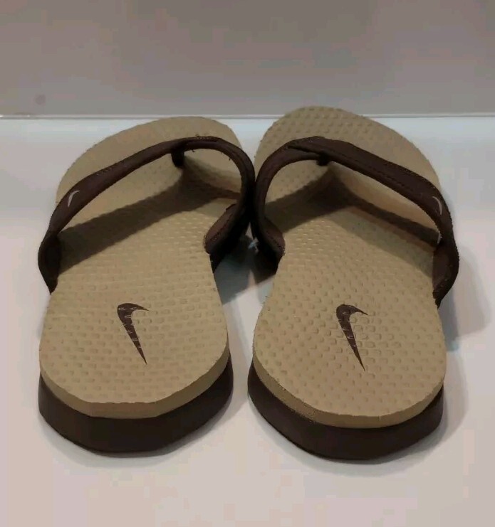 Nike Celso Thong Sandals Womens 5.5 Slides Flip Flops Brown Tan Comfort