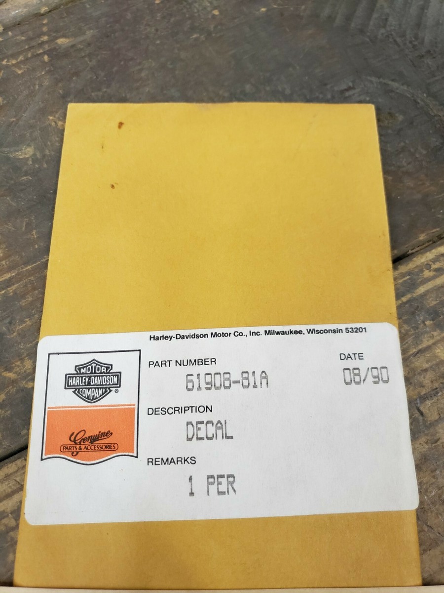 NOS PAIR HARLEY 1981 82 FXS 82 XLS SPORTSTER BLACK RED GAS TANK