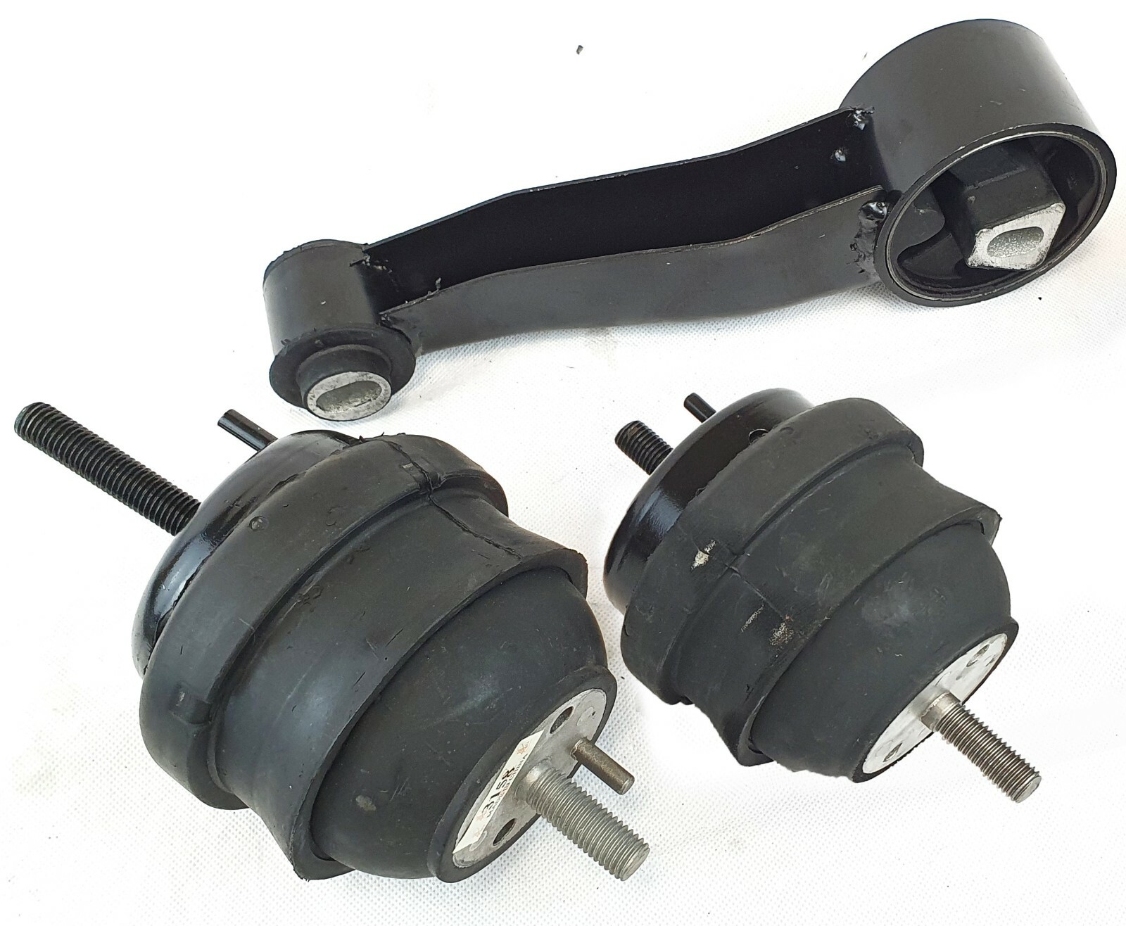 Engine Motor Mounts Set of 3 Pieces for 0911 Buick Lucerne 3.9L AUTO