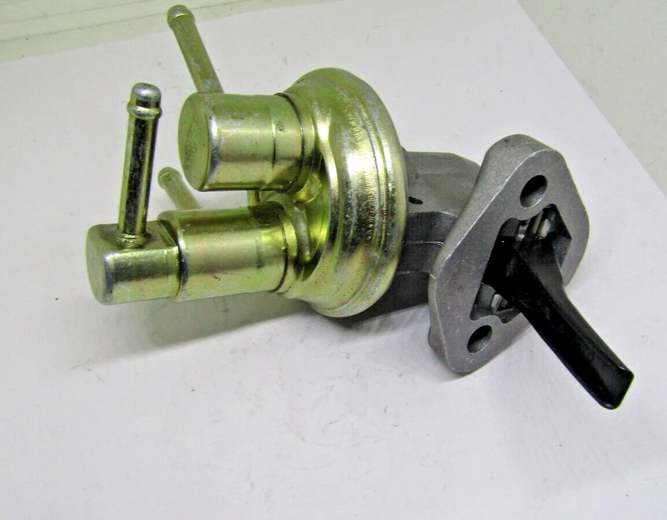 Bomba de combustible mecánica Airtex 1368 con juntas para 83-87 Nissan Sentra 1,6 L Foto 2 de 4