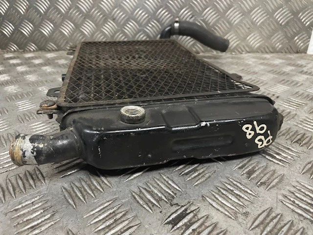 KAWASAKI ZZR600 D radiator - Image 2 of 4