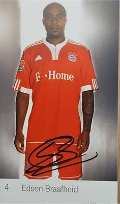   Edson Braafheid   FC Bayern München   Saison 2009/2010   Autogrammkarte  