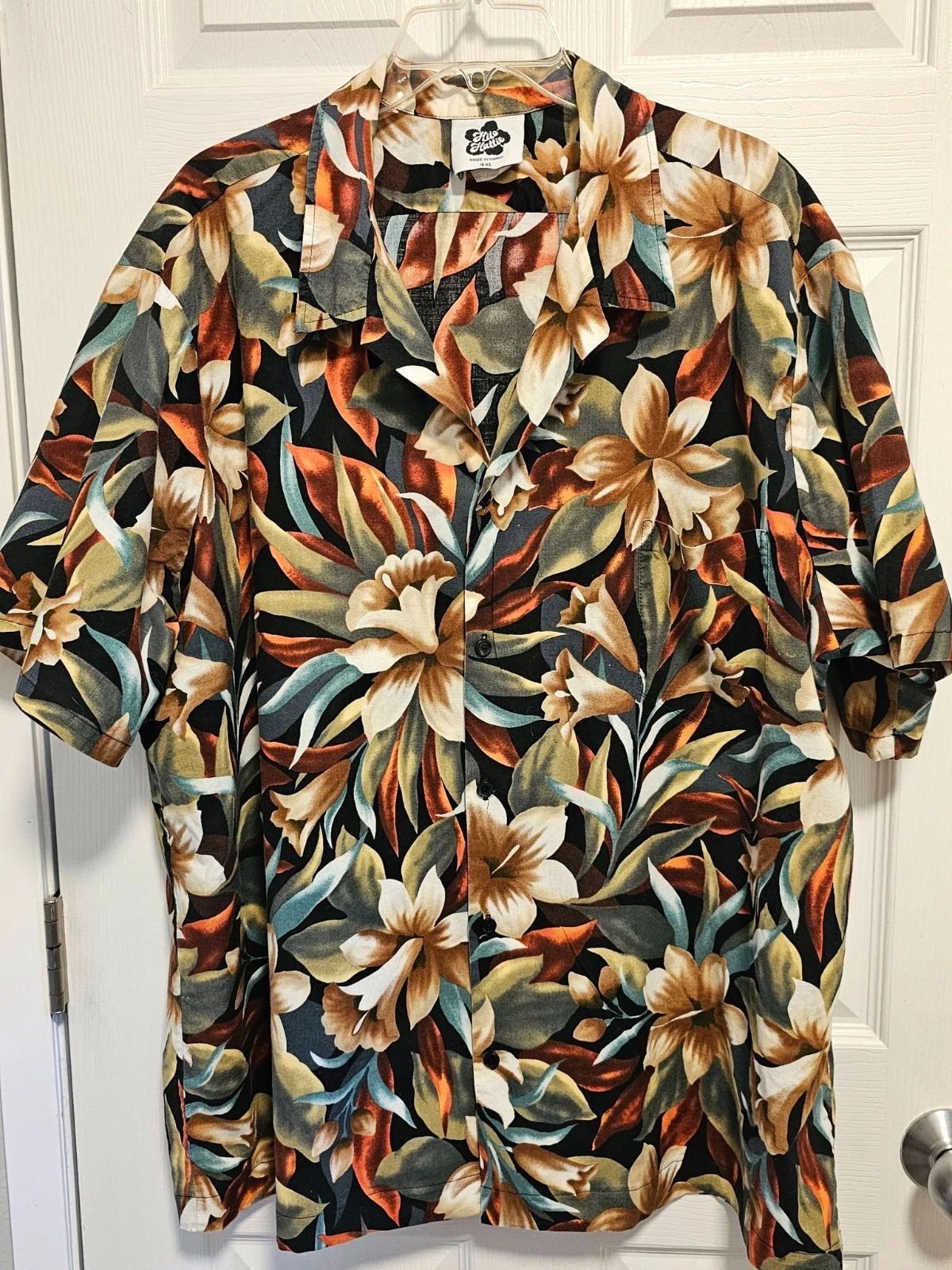 Hilo Hattie Hawaiian Men's Size 4X Button Down Short Sleeve Luau Shirt EUC
Opens in a new window or