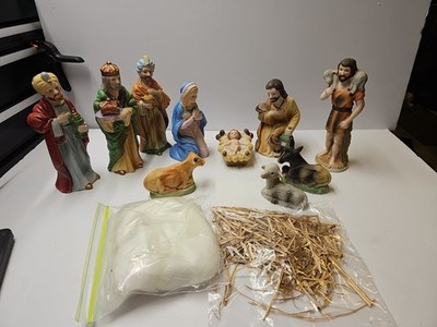 VTG Lg 10 Pc PORCELAIN Hand Painted Nativity Set Xmas FRED MEYER INC wBOX Taiwan