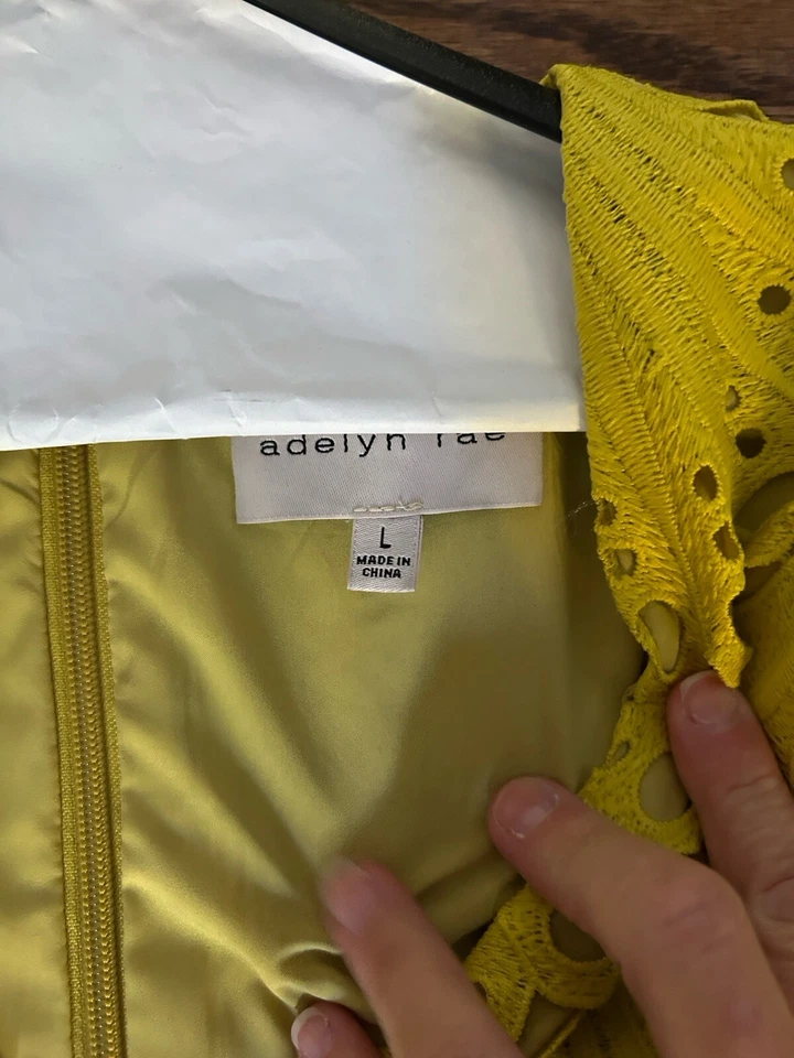 Vestido amarillo Αdelyn Rae Harper LG Foto 4 de 4