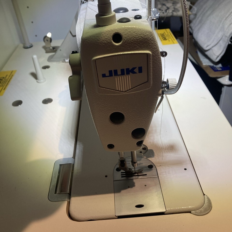 Juki DDL8100E SemiAutomatic Industrial Sewing Machine 8800200309253