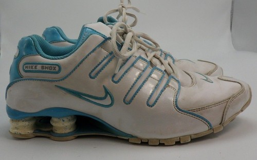 Womens Nike Shox White Light Blue Running Shoes. Size 9 Great Tread, nice shoes - Picture 2 of 9