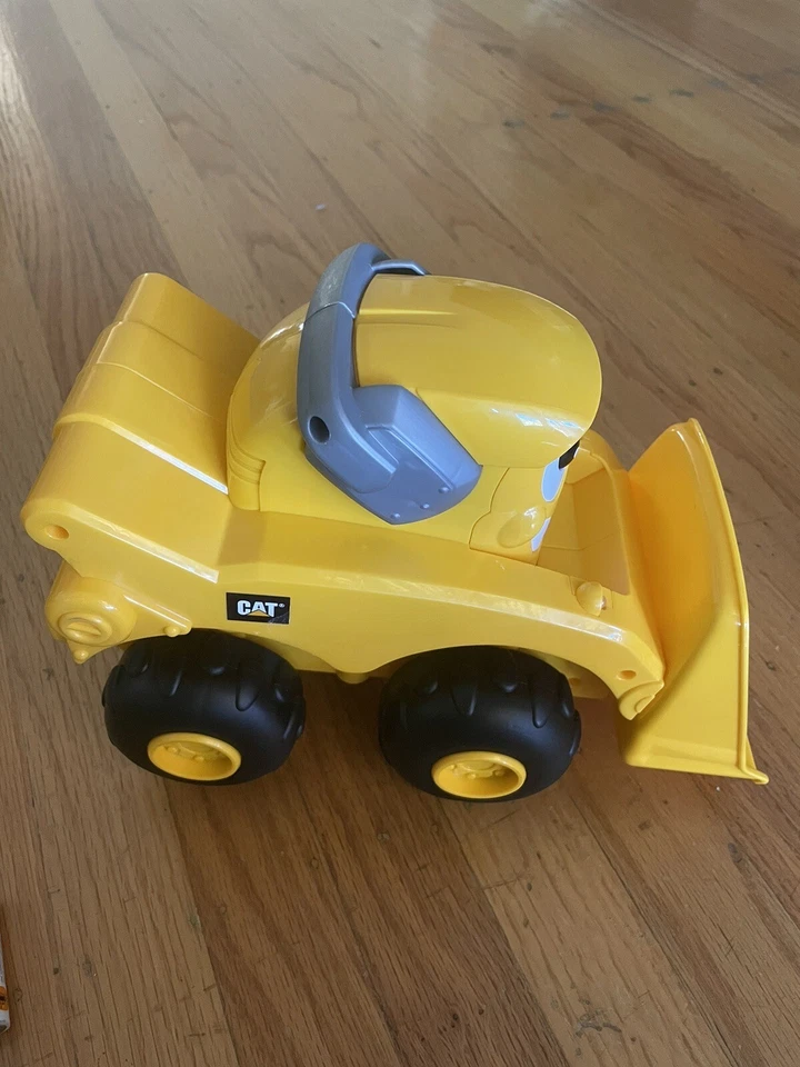 玩具状态 Caterpillar CAT Buildin' Crew Move & Groove Machines Mighty Marcus 滑雪 — 第 4/4 张图片