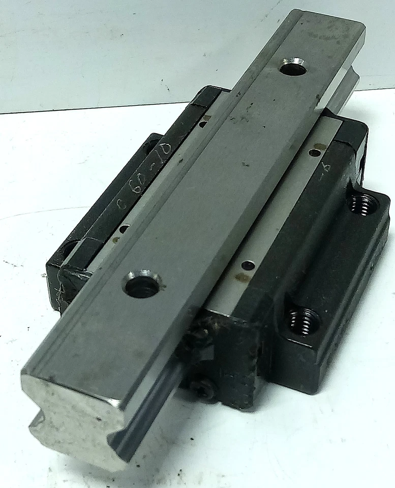 THK HSR15 Carriage and Linear Rail - Image 2 of 4