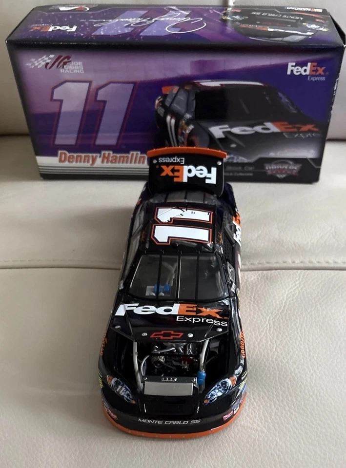 Danny Hamlin #11 2007 Federal Express Monte Carlo SS edição limitada - Imagem 4 de 4