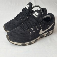 Para hombres Talla 9 Calce Raro Nike Para hombres Air Max Tailwind 8 Negro Antracita Zapato para Correr