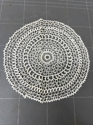 VINTAGE CROCHET DOILIE 1940s TABLE RETRO CAFE ART PLACEMAT 