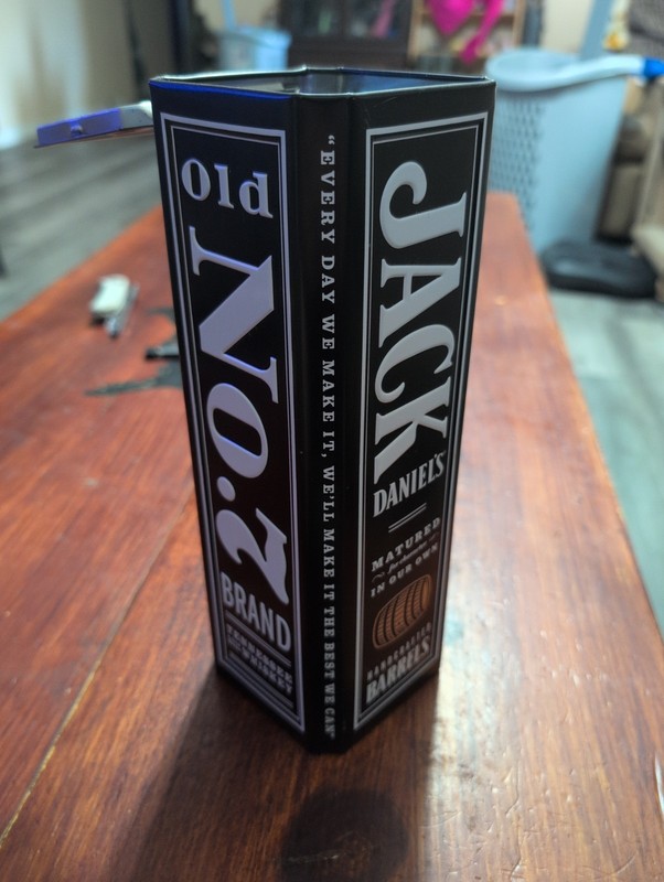 Jack Daniels Old Number 7 Tennessee Whiskey Collectors Tin 3.5 X 3.5 X 10.25 Tal