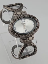 Geneva Platinum Watch Women 37mm Oval Dial Textured Bangle Band- New Battery