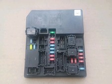 2007-2012 Nissan Versa Engine Room Control Unit-ipdm Pn 284b7-em33a 2007-2012 Nissan Versa Engine Room Control Unit-ipdm Pn 284b7-em33a