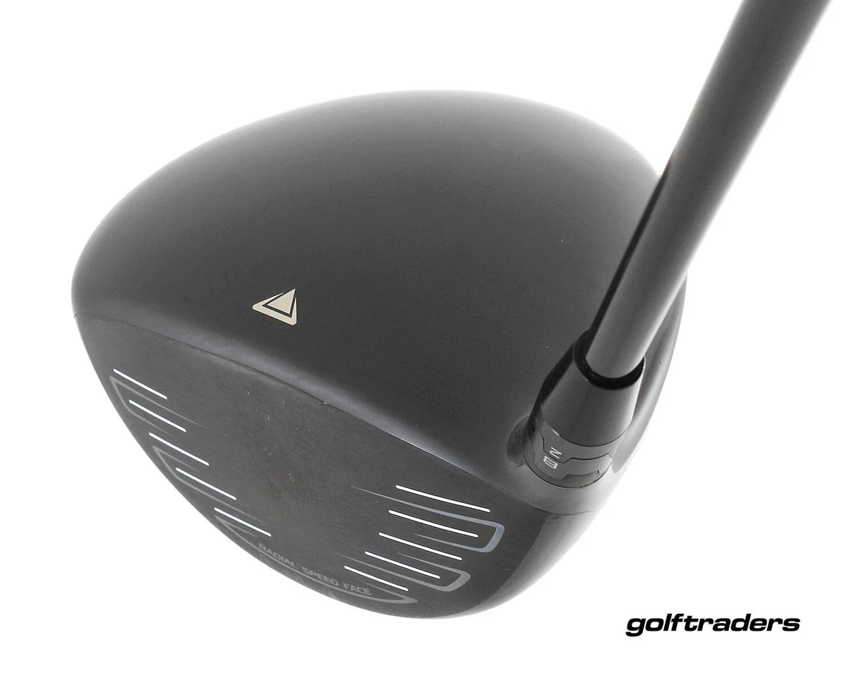 Titleist 917 D3 Driver 9.5º Graphite Stiff Flex New Grip P853