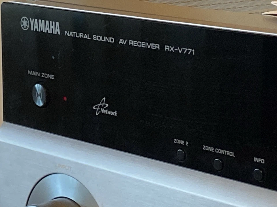 YAMAHA RX-V771 Network 7.2 Receiver Bi-amp YPAO Mikrophone 3D DLNA CEC ARC - Bild 3 von 4