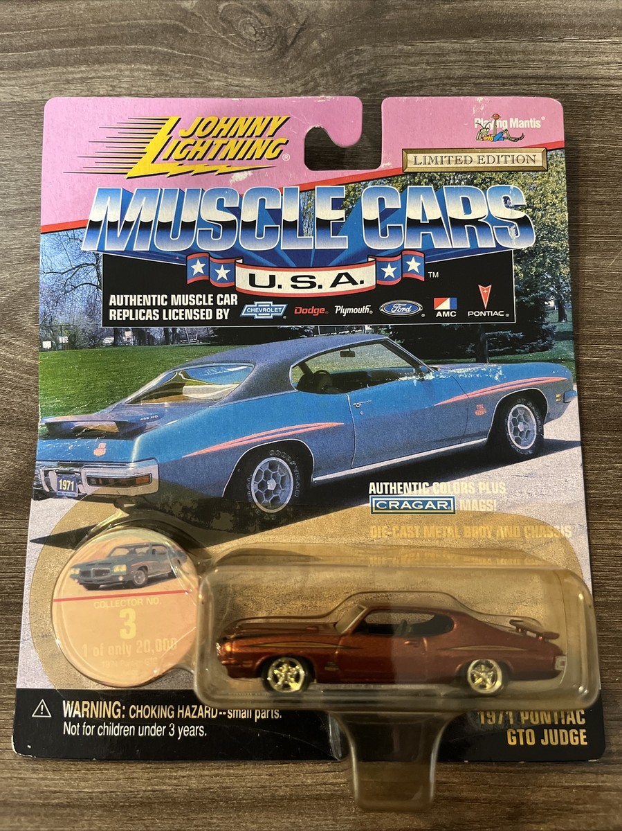 PONTIAC GTO JUDGE 1971 ORANGE 1/64 JOHNNY LIGHTNING MUSCLE CARS