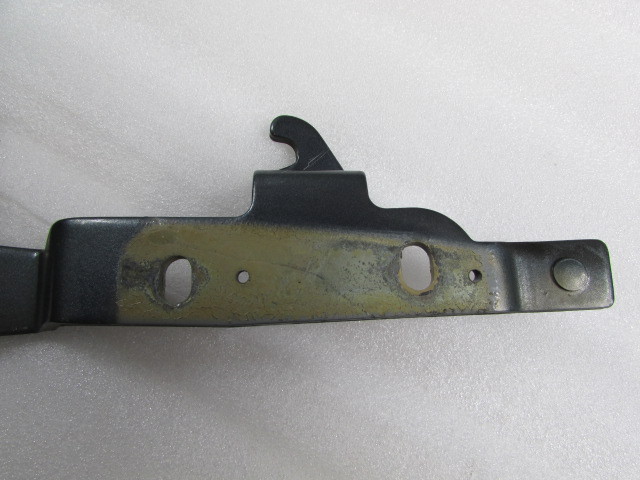 Maserati Quattroporte, Right Hood Hinge, Used, P/N 66817900