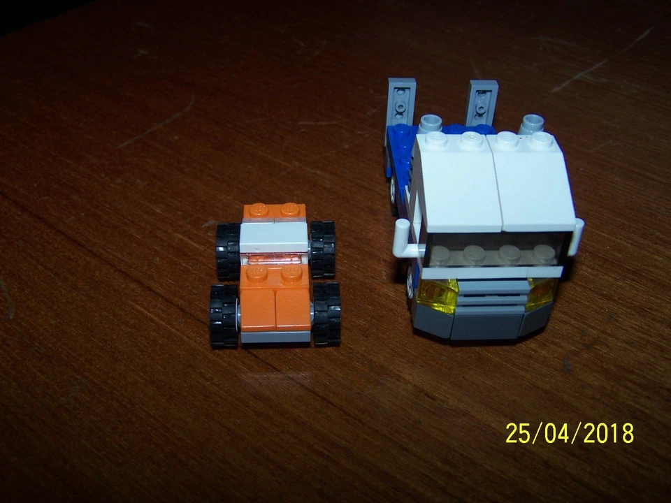 LEGO Creator 4838 Mini Vehicles, photo 3 sur 3