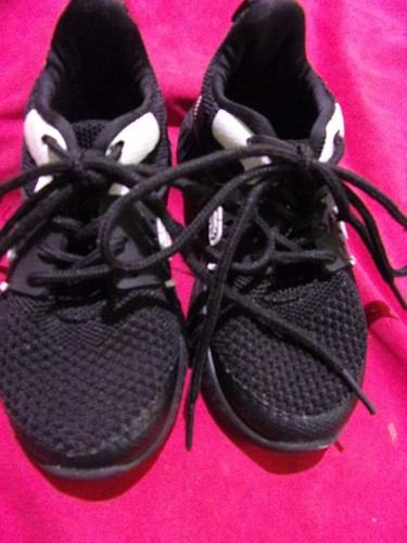 BOYS SZ 9 UNLTD BLACK LACE UP EVERYDAY PLAY SHOES GREAT COND - Picture 2 of 8