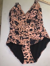 NWOT Womens Size Xl Leopard Print Swimsuit