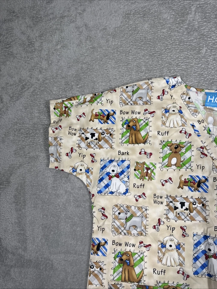 Scrub H.Q. Dogs Print Short Sleeve V-Neck Pullover Scrub Top Size XS - Image 3 of 4