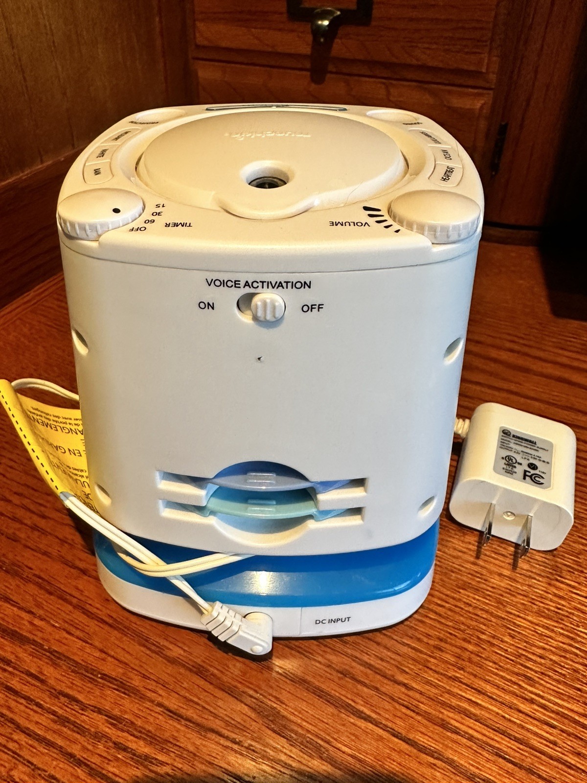 Munchkin Baby Nursery Projector & Sound Machine MK0038 Night With 3 Light Discs