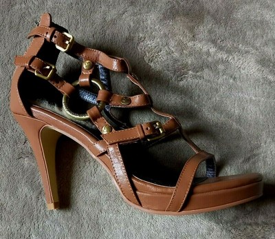 brown heels australia