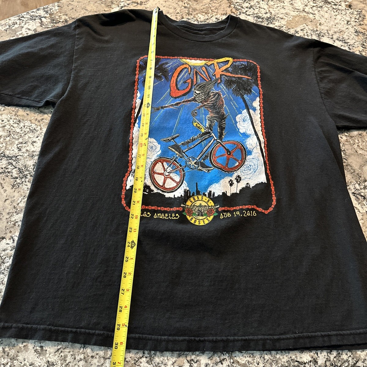 Guns N' Roses Los Angeles 2016 Concert T-Shirt Sz XXL Slash Guns N' Roses Los Angeles 2016 Concert T-Shirt Sz XXL Slash