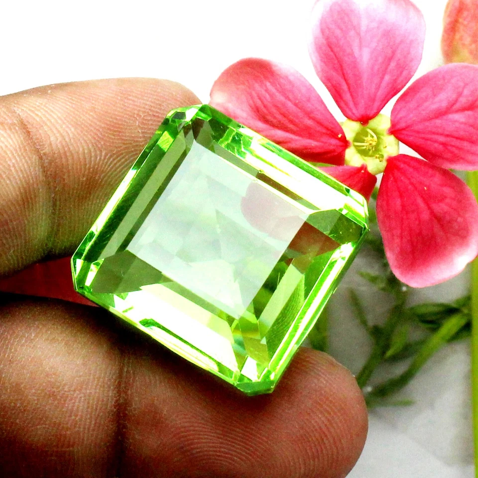 90 To 100 Ct Peridot Gemstone Green Color Radiant Cut Certified Loose Gemstone - Image 2 of 4