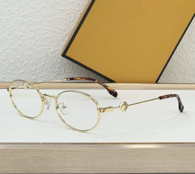 Gafas de sol unisex de moda Fendi FE40190U TALLA: 53口20-140 Foto 4 de 4