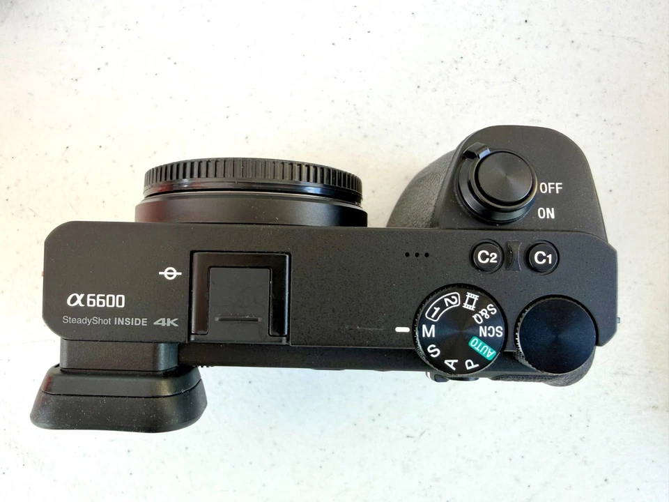 Sony Alpha 6600, foto 3 di 5