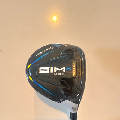TaylorMade SIM2 Max 5-Wood Fairway 18° RH Stiff Flex Graphite Shaft