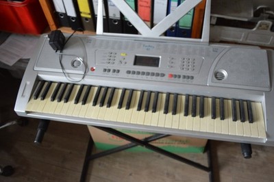 Eletronisches Keyboard Funkey 61 mit Notenhalter und Ständer