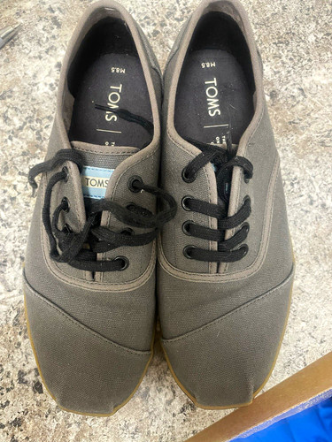 TOMS Men's Gray Canvas Lace-Up Casual Sneakers Round Toe US 8.5