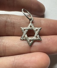 Colgante Estrella de David de Plata de Ley 925 Dije Judío Magen David 1,32 g