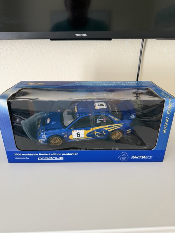 AUTOart Subaru Impreza WRC Rally Diecast #6 Solberg Portugal 2001 w/ Case 80154