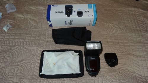 Nissin Air1 Commander + Di700A Flash for Sony Excellent Condition - Picture 6 of 7