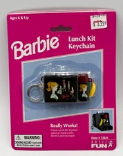 1999 Barbie Lunch Kit Keychain Basic Fun Mini Thermos & Snack #728-0 New