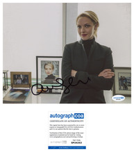 Amanda Seyfried Signed Autographed THE DROPOUT 8x10 Photo PROOF ACOA