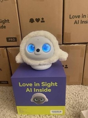Ropet Ai Robot Pro with clothing, purple fur, black mask and Keychain