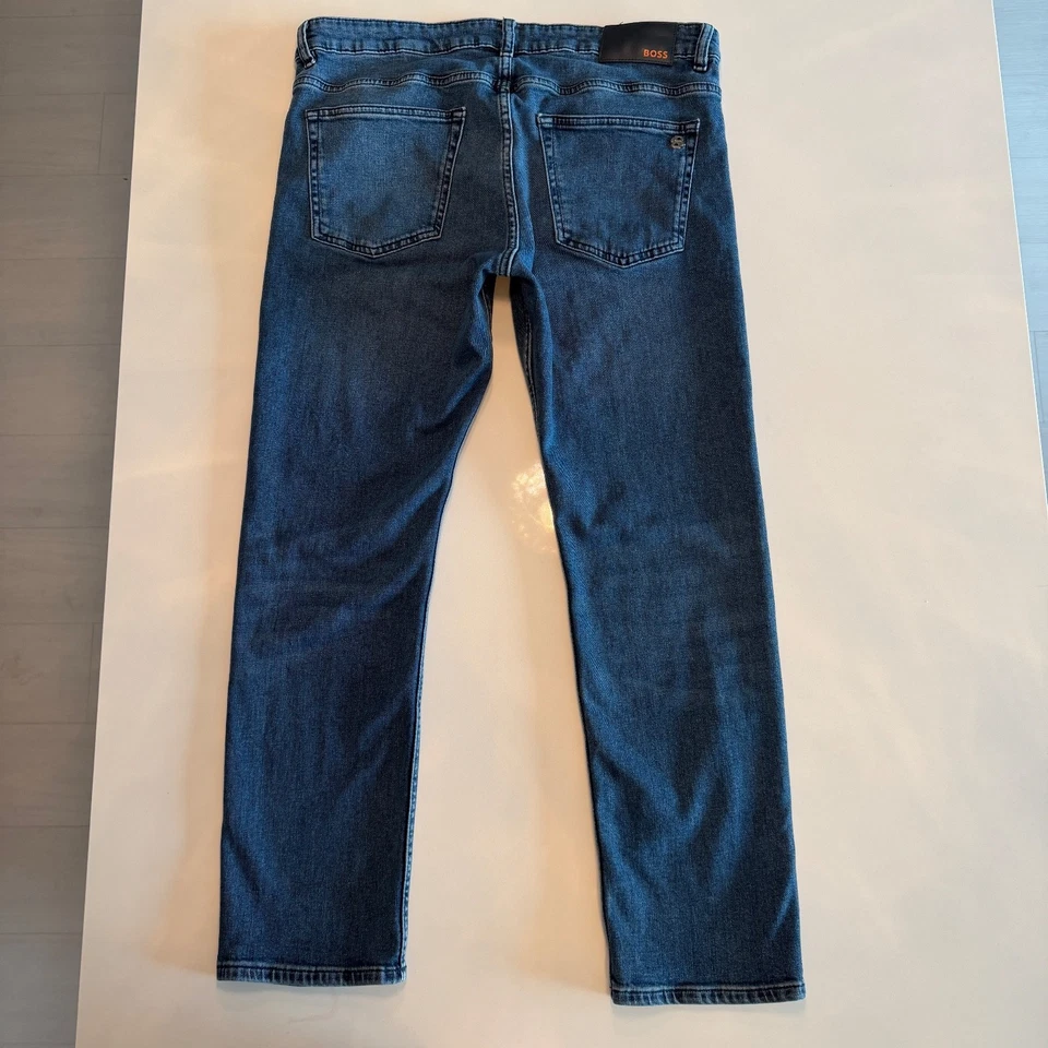 Hugo Boss Delaware Slim Fit Jeans Men’s 34x30 Light Wash Stretch Denim - Image 4 of 4