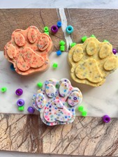 REMELTABLE ORANGE Animal Paw | Picky Pad | Reusable | Fidget Aid | Easter Gift