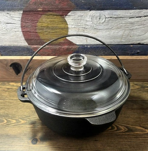 Vintage Wagner Ware 2 Quart Cast Iron Dutch Oven with C-5 Glass Lid | Never used