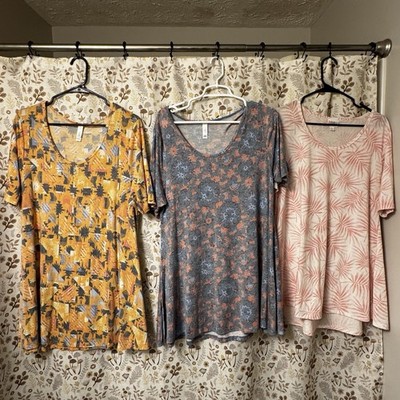3 LuLaRoe Simply Comfortable Sz Large Short Sleeve Hi Low Tunic Tops Shirts Lot