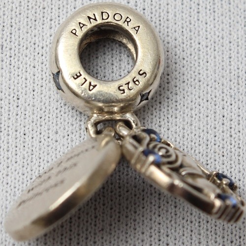 Pandora Star Wars X Princess Leia Double Dangle Charm - 799251C01 (U) - Picture 3 of 3